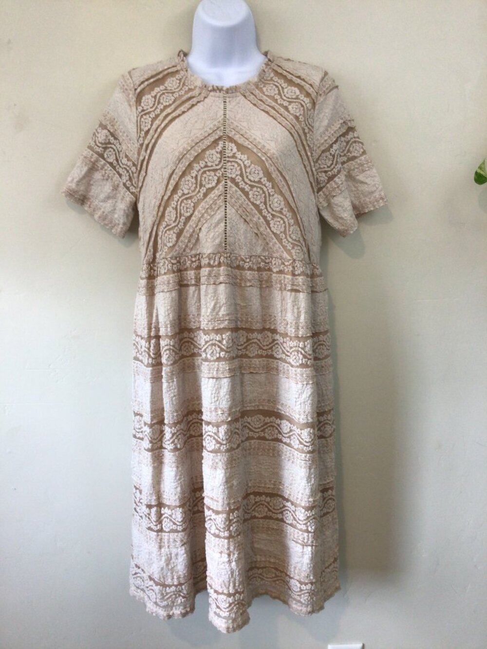 mimi + Daphne beige Layered Lace Midi Short Sleeve Boho Dress Size L
